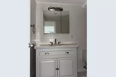 1116 Warburton Avenue #2G, Yonkers, NY 10701 - Photo 16