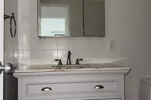 1116 Warburton Ave, Yonkers, NY 10701 - Photo 16