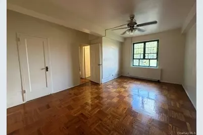 1558 Unionport Road #5G, Bronx, NY 10462 - Photo 4