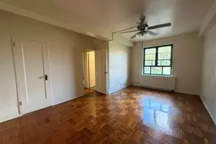 1558 Unionport Rd, Bronx, NY 10462 - Photo 4