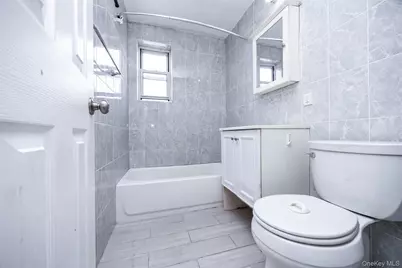 69-12 140th Street #2C, Flushing, NY 11367 - Photo 8