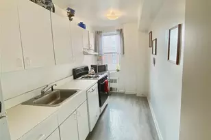 2 Sadore Ln, Yonkers, NY 10710 - Photo 10