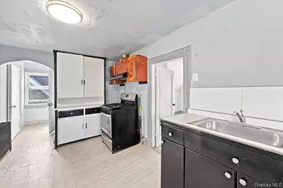 228 N 5th Avenue, Mount Vernon, NY 10550 - Photo 22