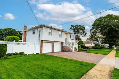 93 Toronto Avenue, Massapequa, NY 11758 - Photo 38