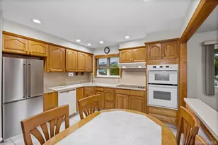 93 Toronto Ave, Massapequa, NY 11758 - Photo 14