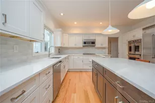 11 Hawk Nest Rd, Tomkins Cove, NY 10986 - Photo 6