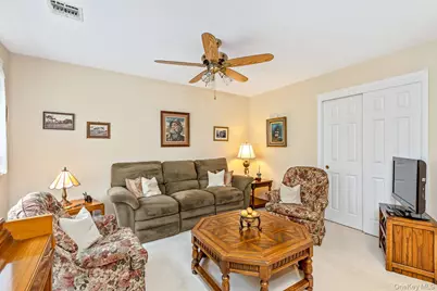 29 Avery Court, Nesconset, NY 11767 - Photo 16