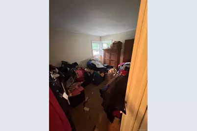 283 Doherty Avenue, Elmont, NY 11003 - Photo 6