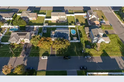 103 Queens Avenue, West Babylon, NY 11704 - Photo 40