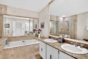 37 Woodland Dr, Roslyn, NY 11576 - Photo 18