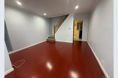 15209 118th Avenue, Jamaica, NY 11434 - Photo 6