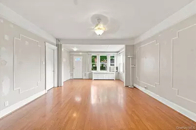 860 Hollywood Avenue, Bronx, NY 10465 - Photo 6