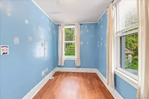 860 Hollywood Ave, Bronx, NY 10465 - Photo 14