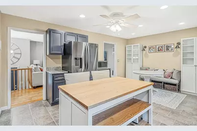 6 North Avenue, Smithtown, NY 11787 - Photo 14