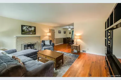 64 Alda Drive, Poughkeepsie, NY 12603 - Photo 4