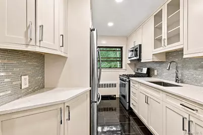 73-02 Springfield Boulevard #2FL, Oakland Gardens, NY 11364 - Photo 8