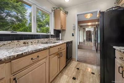 868 Spring Avenue, Uniondale, NY 11553 - Photo 16