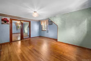 868 Spring Ave, Uniondale, NY 11553 - Photo 34