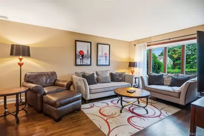 118 Chester Avenue, Massapequa Park, NY 11762 - Photo 6