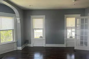 31 Harrison St, Poughkeepsie, NY 12601 - Photo 2