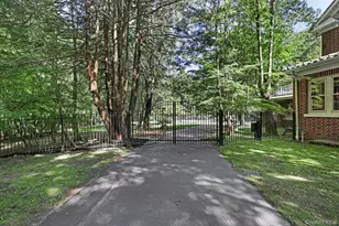 20 Demarest Ave, West Nyack, NY 10994 - Photo 10