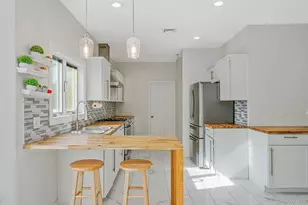 3 Embassy Rd, Selden, NY 11784 - Photo 10