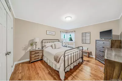 24 Alma Avenue, Lake Grove, NY 11755 - Photo 12