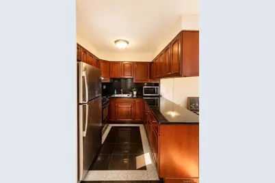 114-26 Dalian Court, College Point, NY 11356 - Photo 26