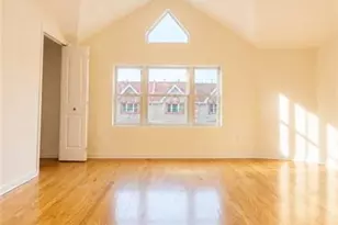 114-26 Dalian Ct, College Point, NY 11356 - Photo 16