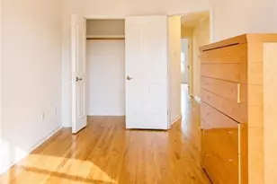 114-26 Dalian Ct, College Point, NY 11356 - Photo 34