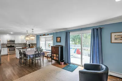 61 Washington Heights Avenue, Hampton Bays, NY 11946 - Photo 8
