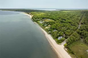 61 Washington Heights Ave, Hampton Bays, NY 11946 - Photo 28