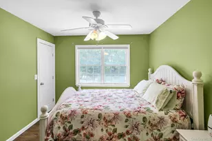 61 Washington Heights Ave, Hampton Bays, NY 11946 - Photo 16