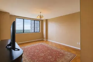 27110 Grand Central Pkwy, Floral Park, NY 11005 - Photo 4