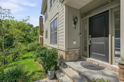 18 Bonham Lane, Cortlandt Manor, NY 10567 - Photo 2