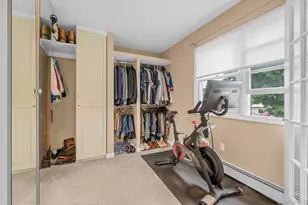 21 Hampton Ave, Albertson, NY 11507 - Photo 16