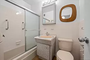 555 Kappock, Bronx, NY 10463 - Photo 24