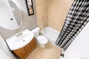 71 Westchester Dr, Rocky Point, NY 11778 - Photo 22