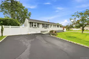 5 Talbot Ln, Selden, NY 11784 - Photo 2