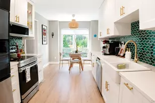230 Pond View Ln, Smithtown, NY 11787 - Photo 6