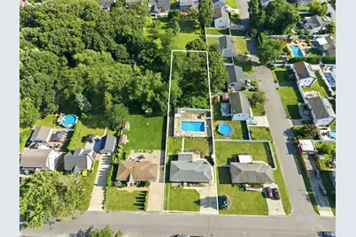 1035 Tooker Avenue, West Babylon, NY 11704 - Photo 8