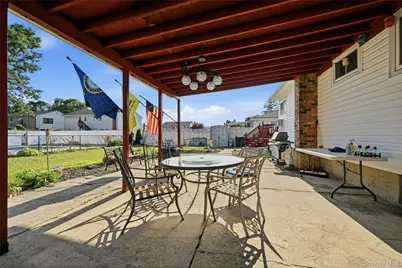 1035 Tooker Avenue, West Babylon, NY 11704 - Photo 26