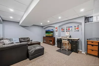 72 Yorkshire Drive, Suffern, NY 10901 - Photo 28