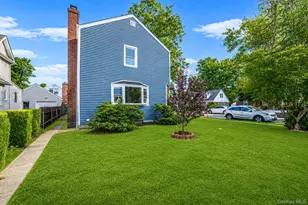 1 Hudson Ct, Lynbrook, NY 11563 - Photo 28