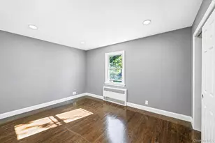 1 Hudson Ct, Lynbrook, NY 11563 - Photo 18