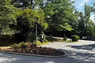 2 Fountain Ln, Scarsdale, NY 10583 - Photo 28