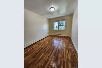 165-19 Chapin Pkwy #3, Jamaica, NY 11432 - Photo 8