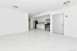 57-16 163rd St, Fresh Meadows, NY 11365 - Photo 28