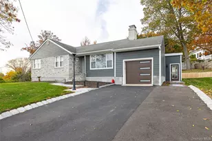 39 Susan Dr, Balmville, NY 12550 - Photo 2