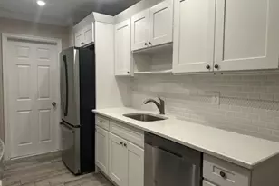 121 Whalers Cove, Babylon, NY 11702 - Photo 2